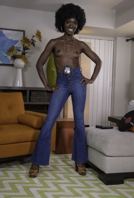 jean ébène chaud et sexy des photos