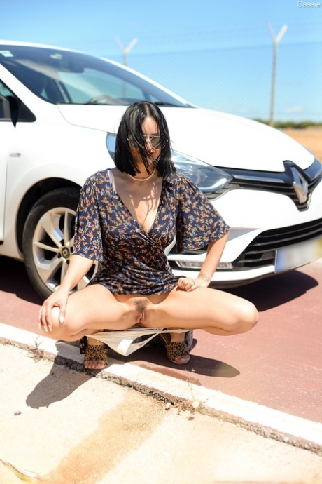 jupe haute milf belle sexy archive